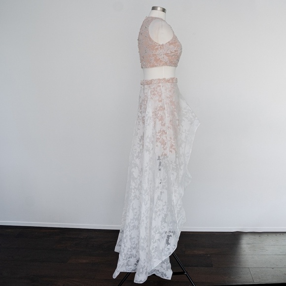 TERANI. Two Piece Halter Lacy Patterend Prom High Low Ball Gown - Picture 3 of 16